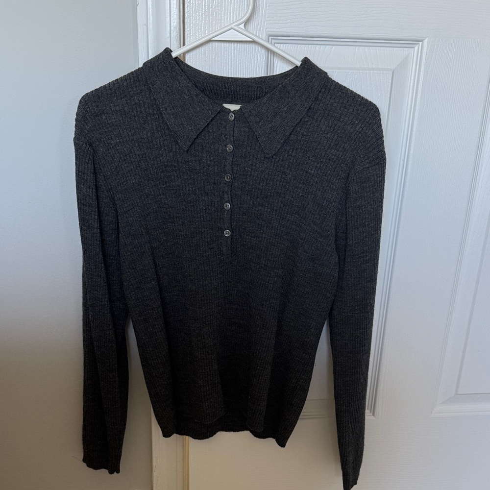 GAP Women's Dark Gray Button Down Shirt